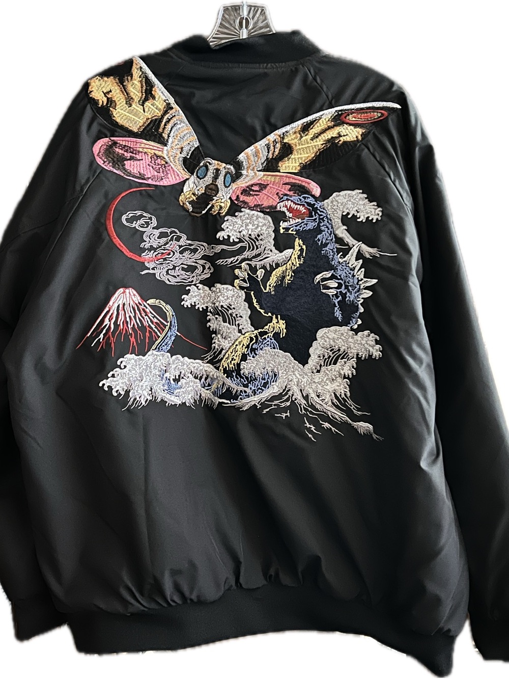 Godzilla & Mothra
Embroidered Quilted Sukajan Bomber Jacket - Picture 4 of 9